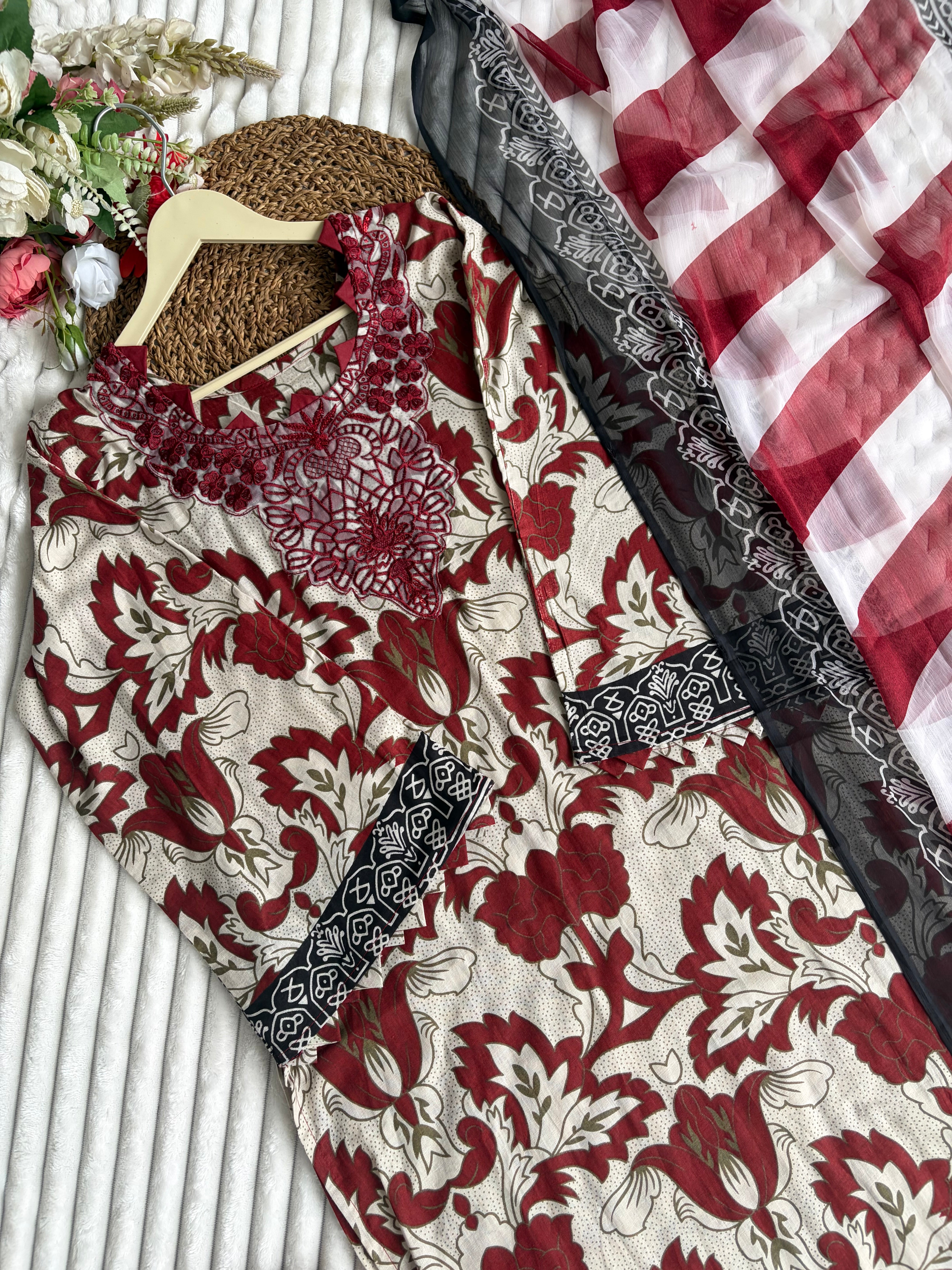Cotton printed suit with lining