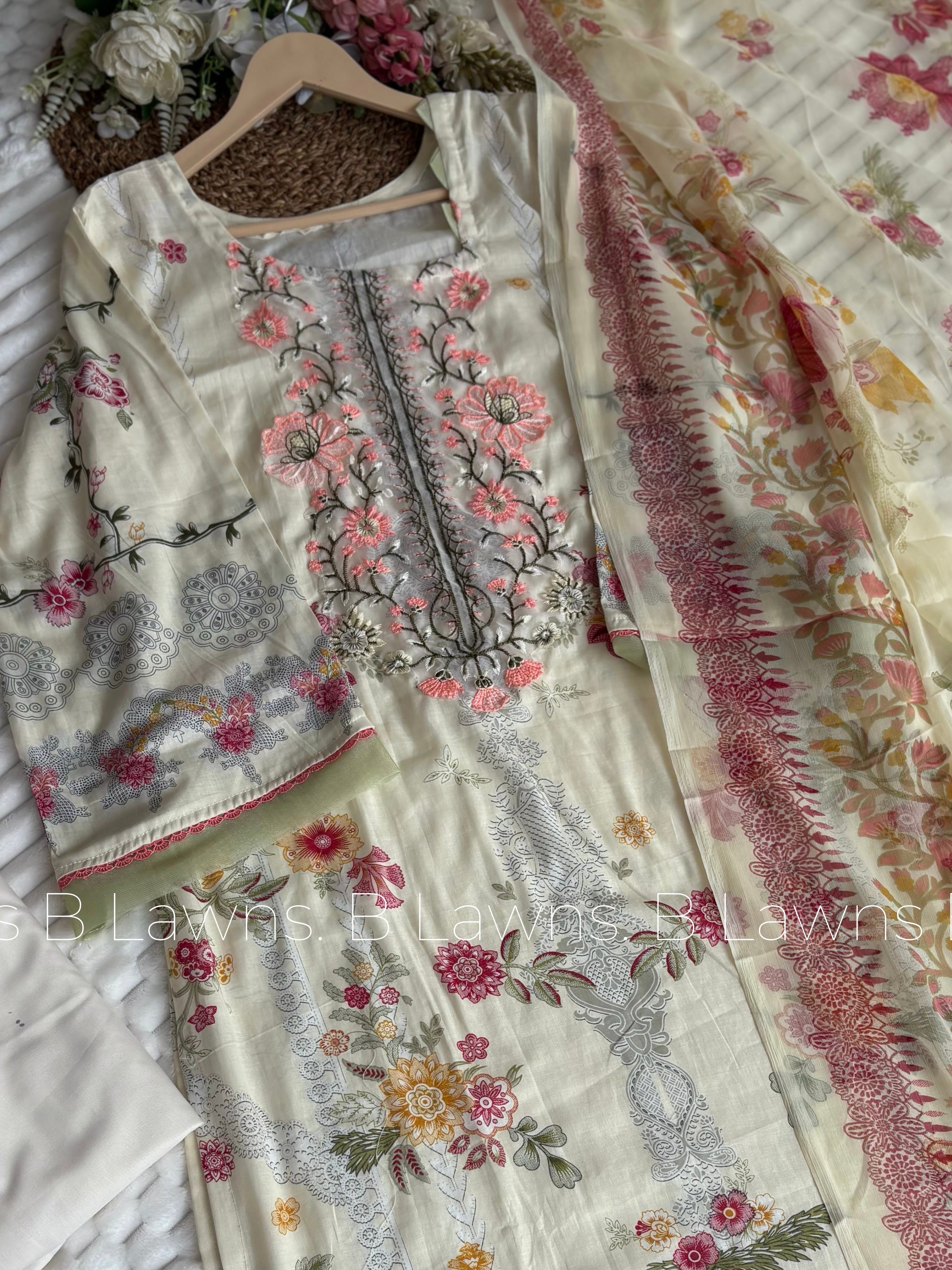 Embroidery Pakistani stitched suit withlining BLW-3001