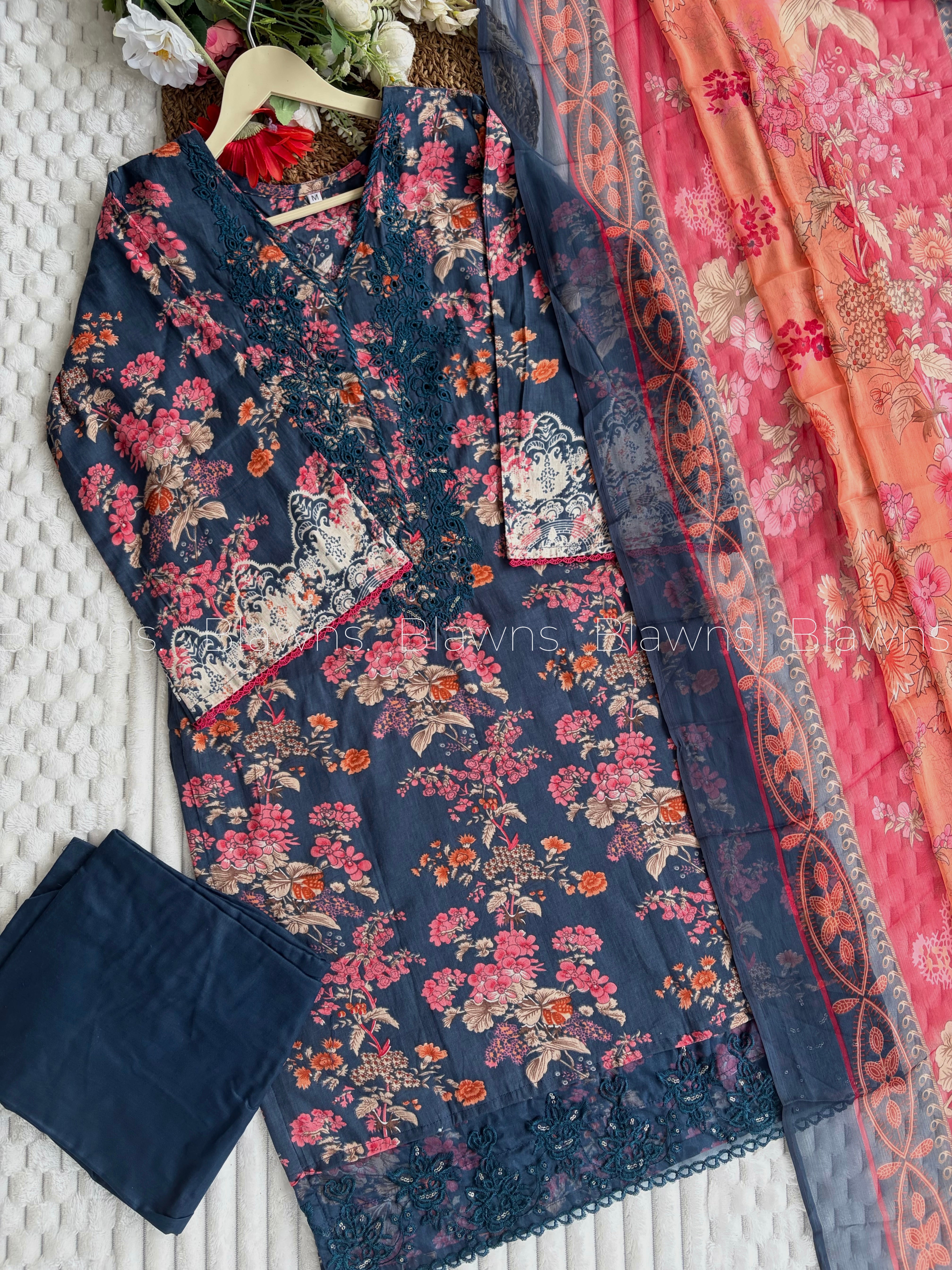 Cotton neck embroidery pakistani suit with lining