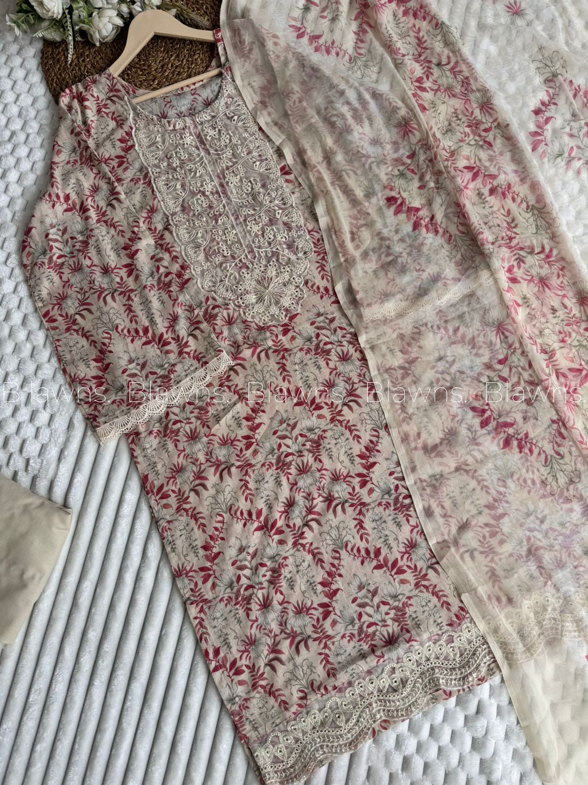 Cotton printed stitched suit