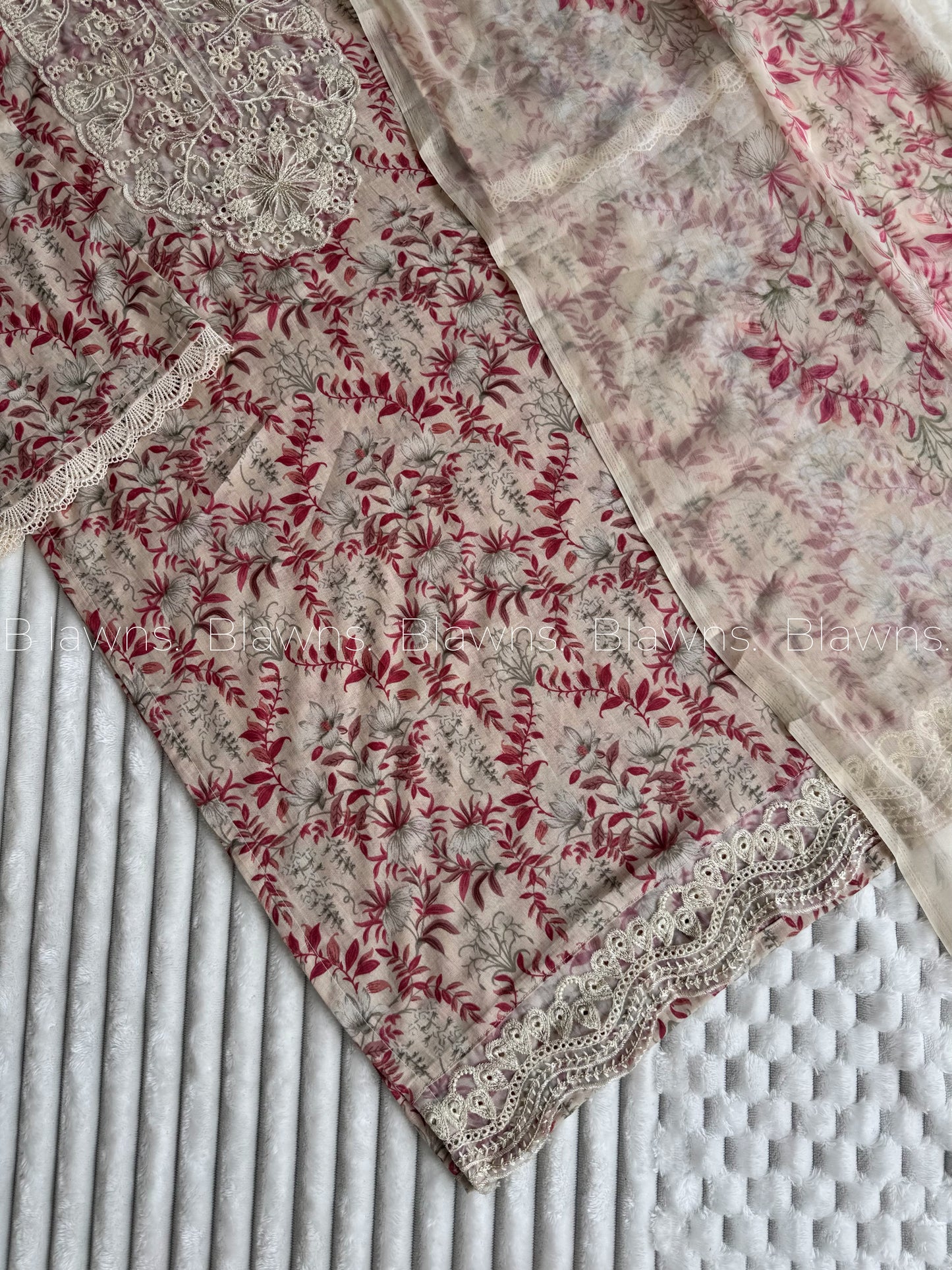 Cotton printed stitched suit