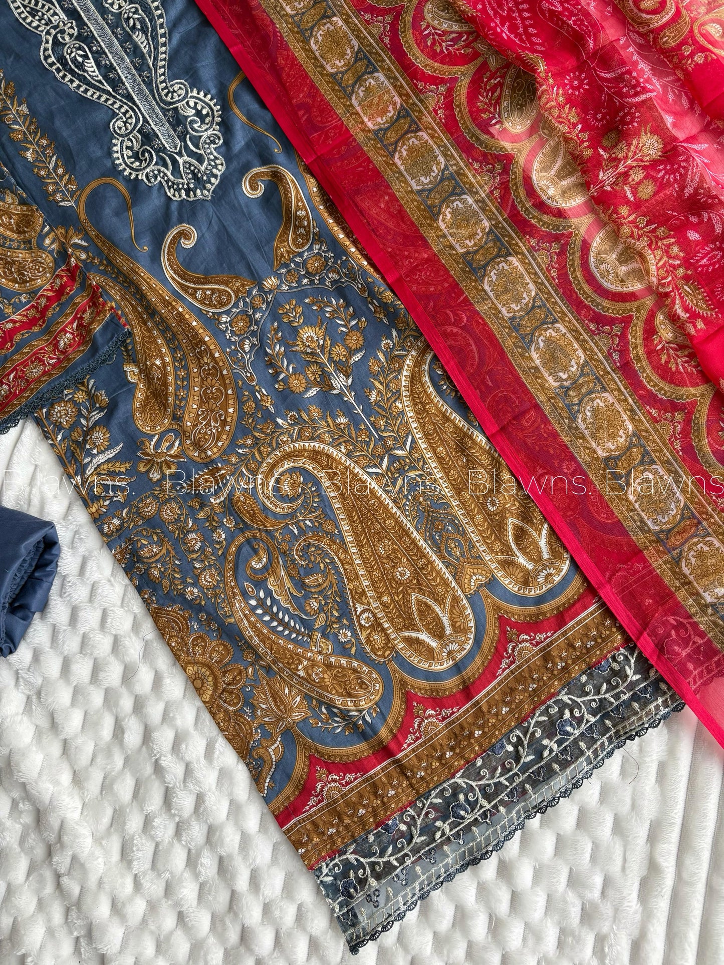 Embroidered Pakistani Suit with Chiffon Dupatta Blw-136