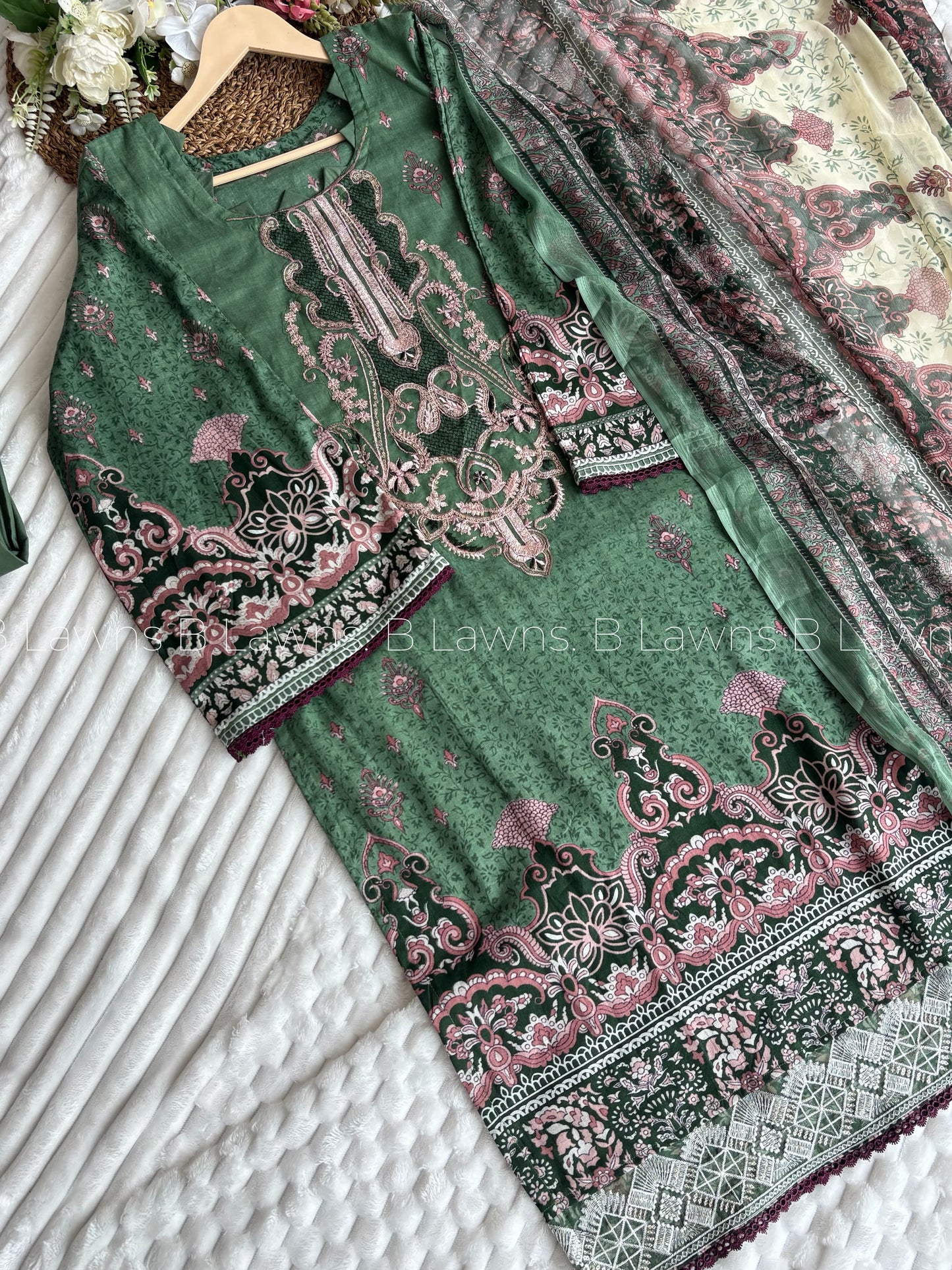 Embroidered Pakistani Unstitched Lawn Suit with Chiffon Dupatta BLW-1002