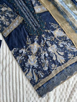 Pakistani suit BLW-1051, fabric close-up