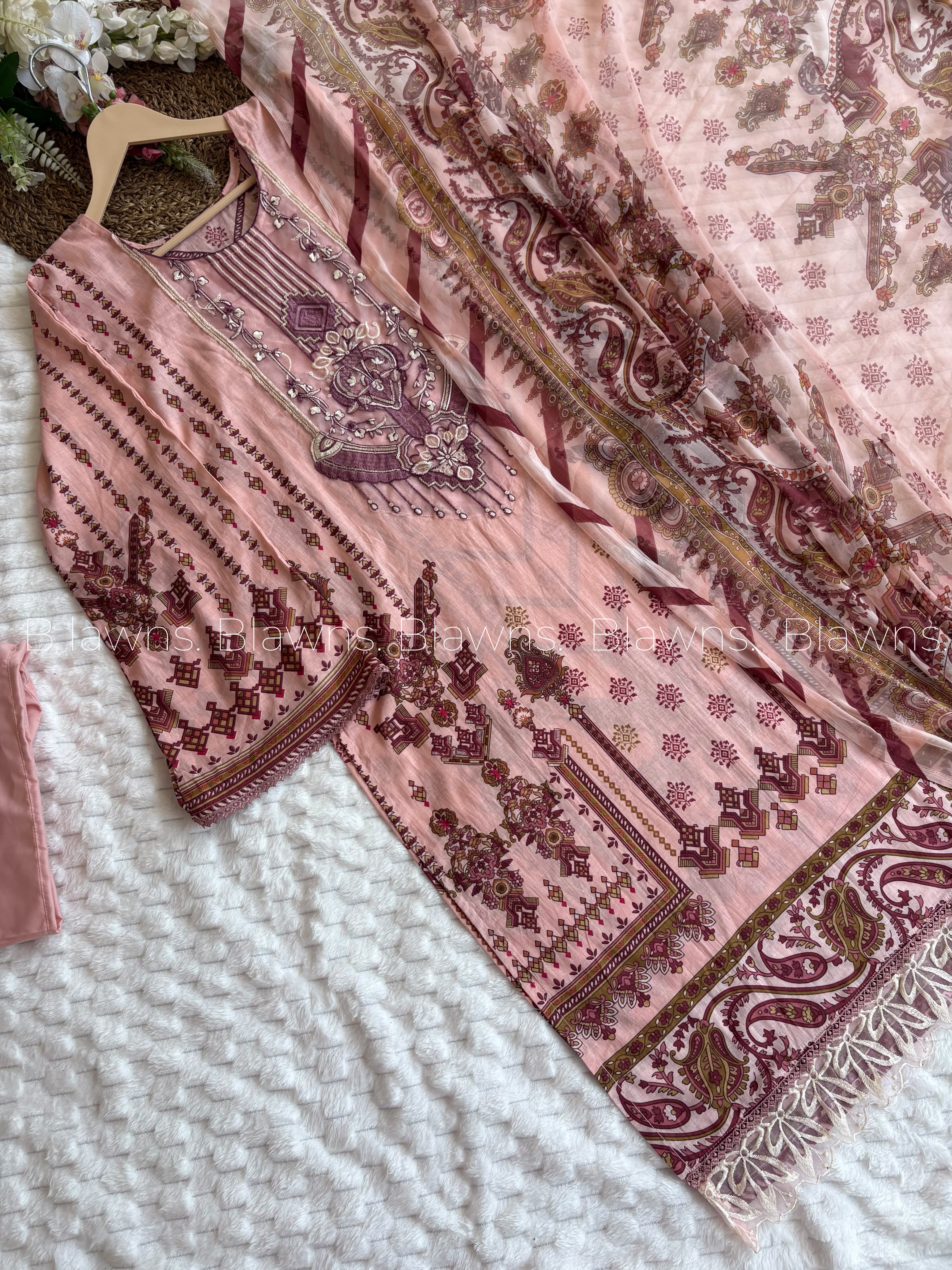 Embroidery Pakistani suit set– BLW-67