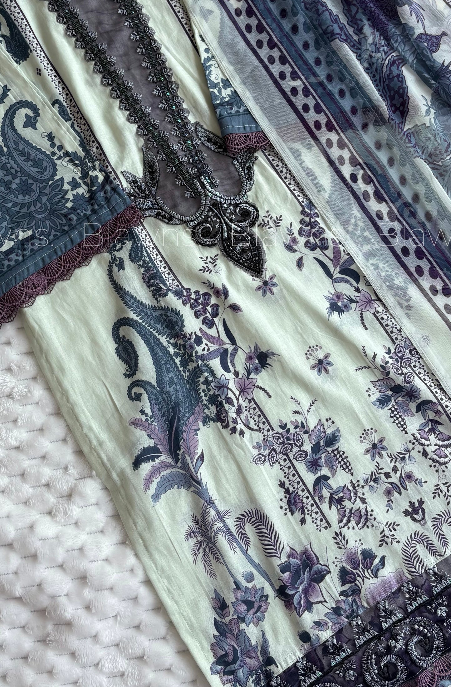 Cotton printed Pakistani stitched suit