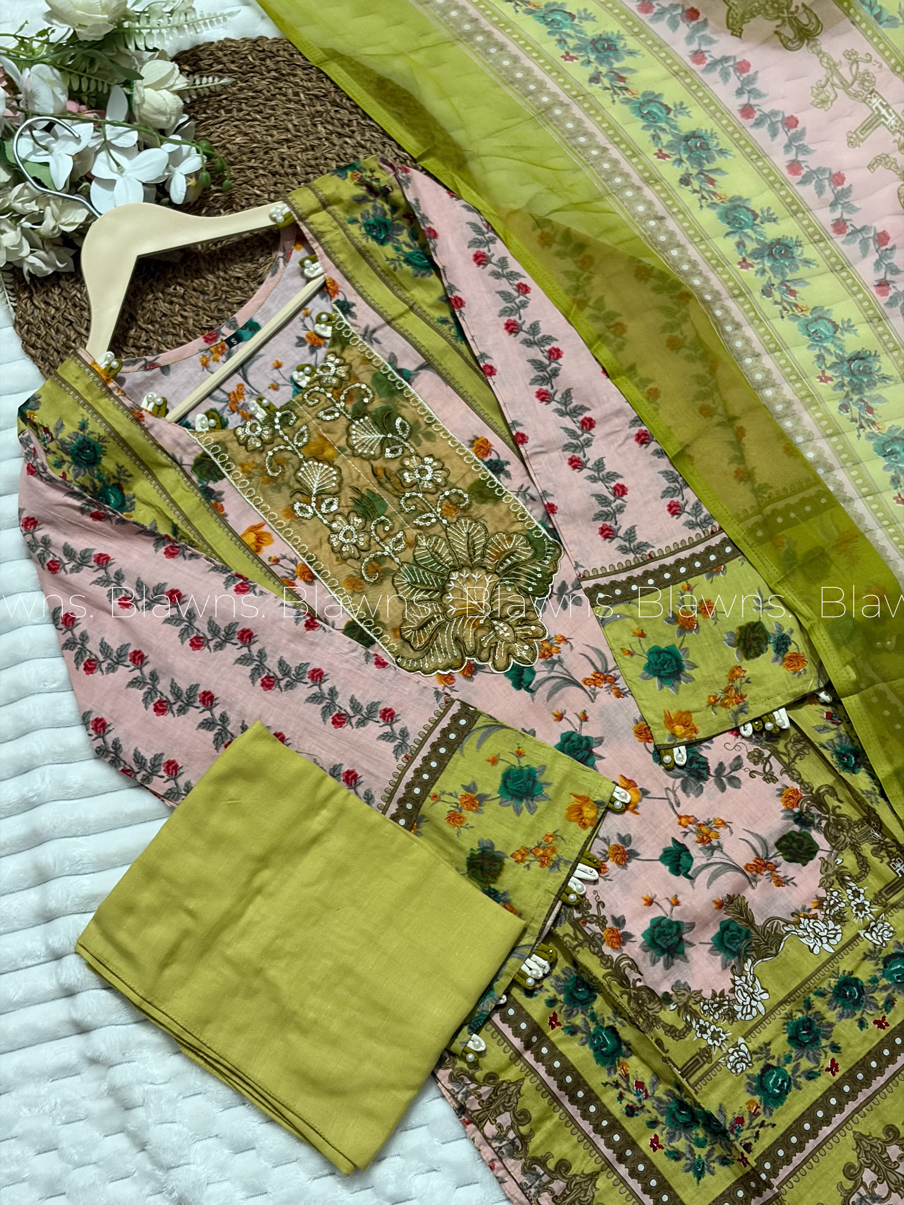 Embroidered Pakistani stitched Lawn Suit with Chiffon Dupatta BLW-