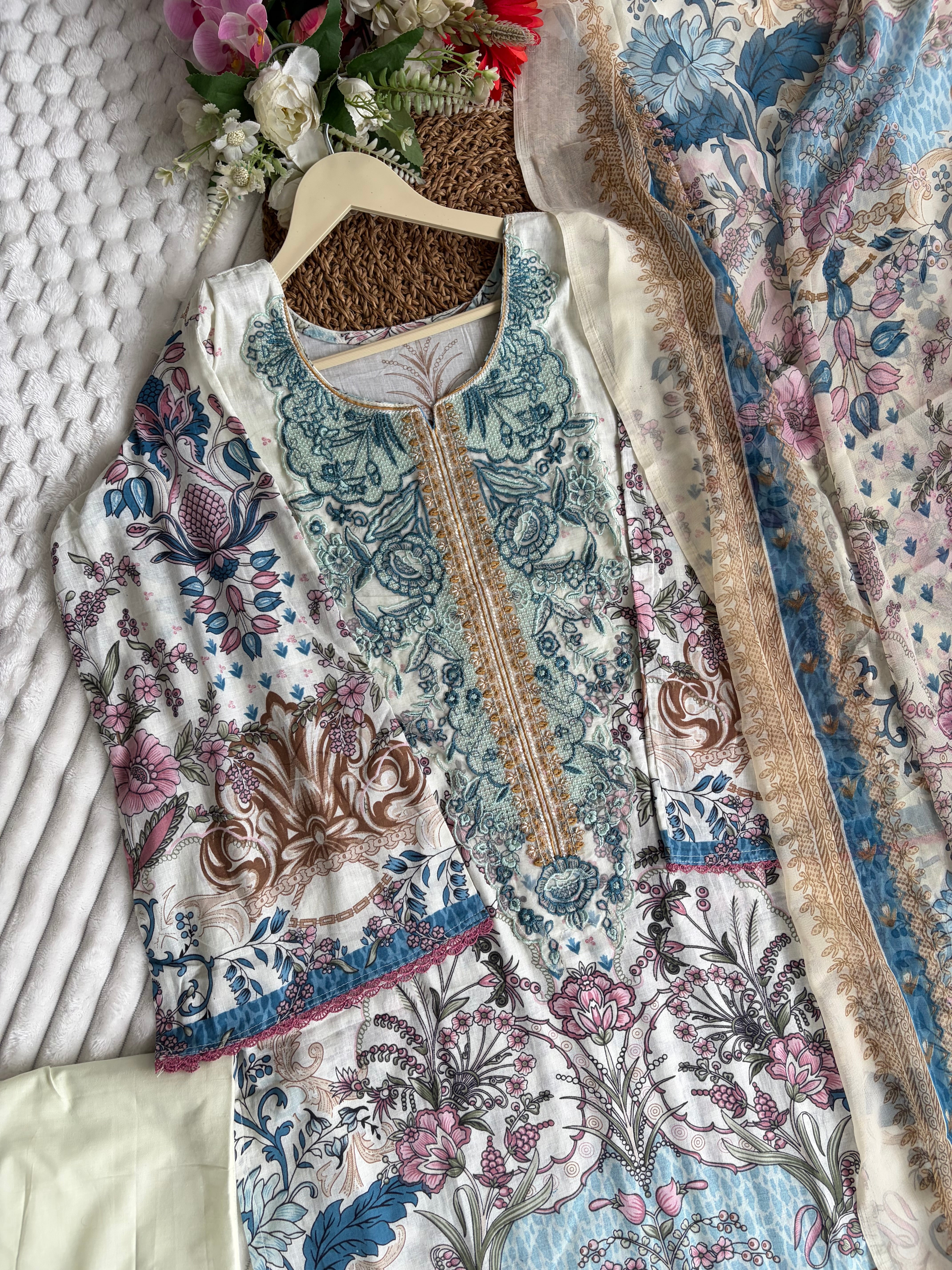 New cotton floral printed pakistani suit with lining