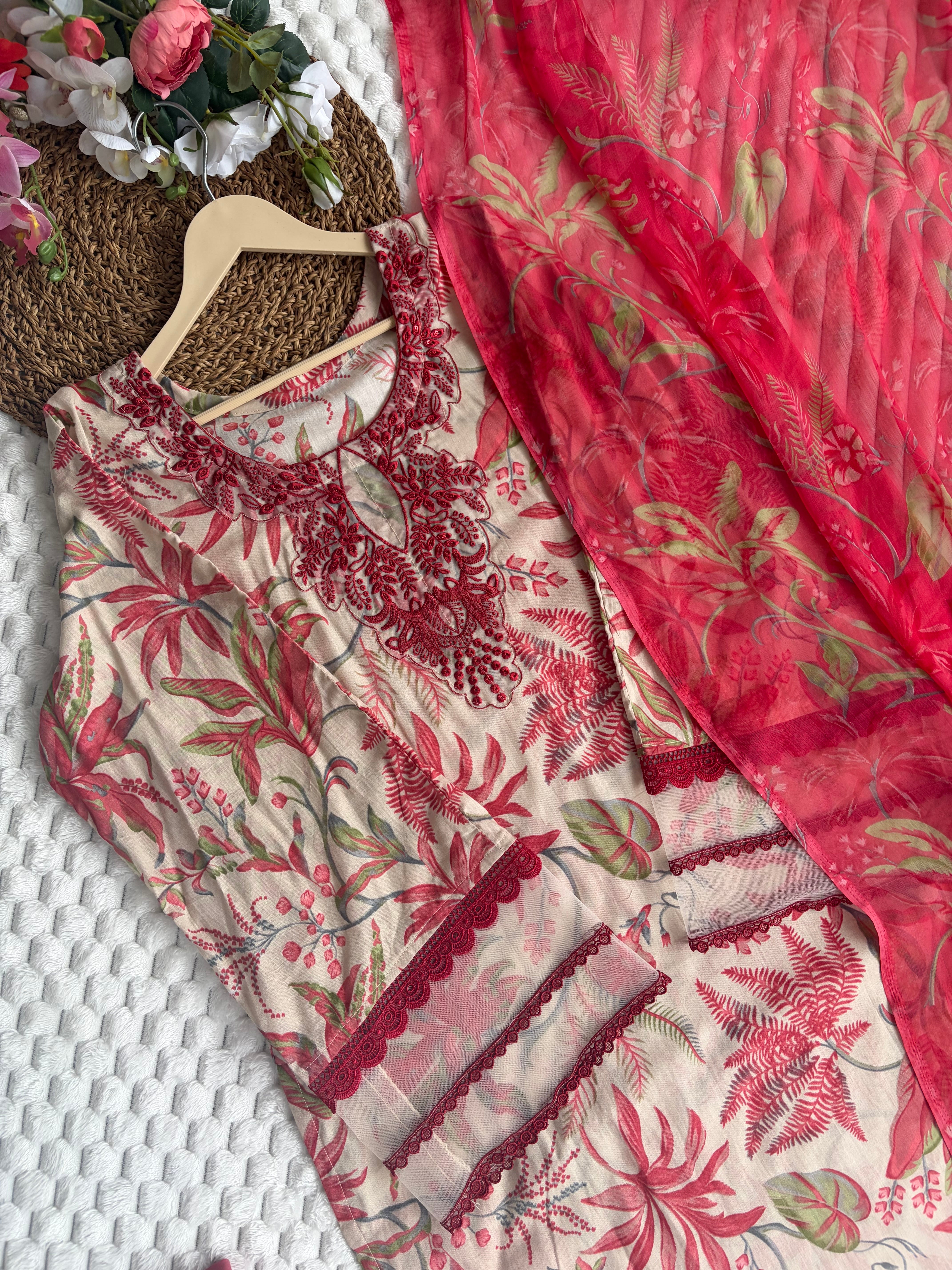 Cotton printed suit  with lining