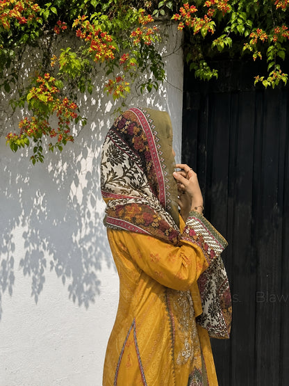 Embroidery pakistani stitched suit