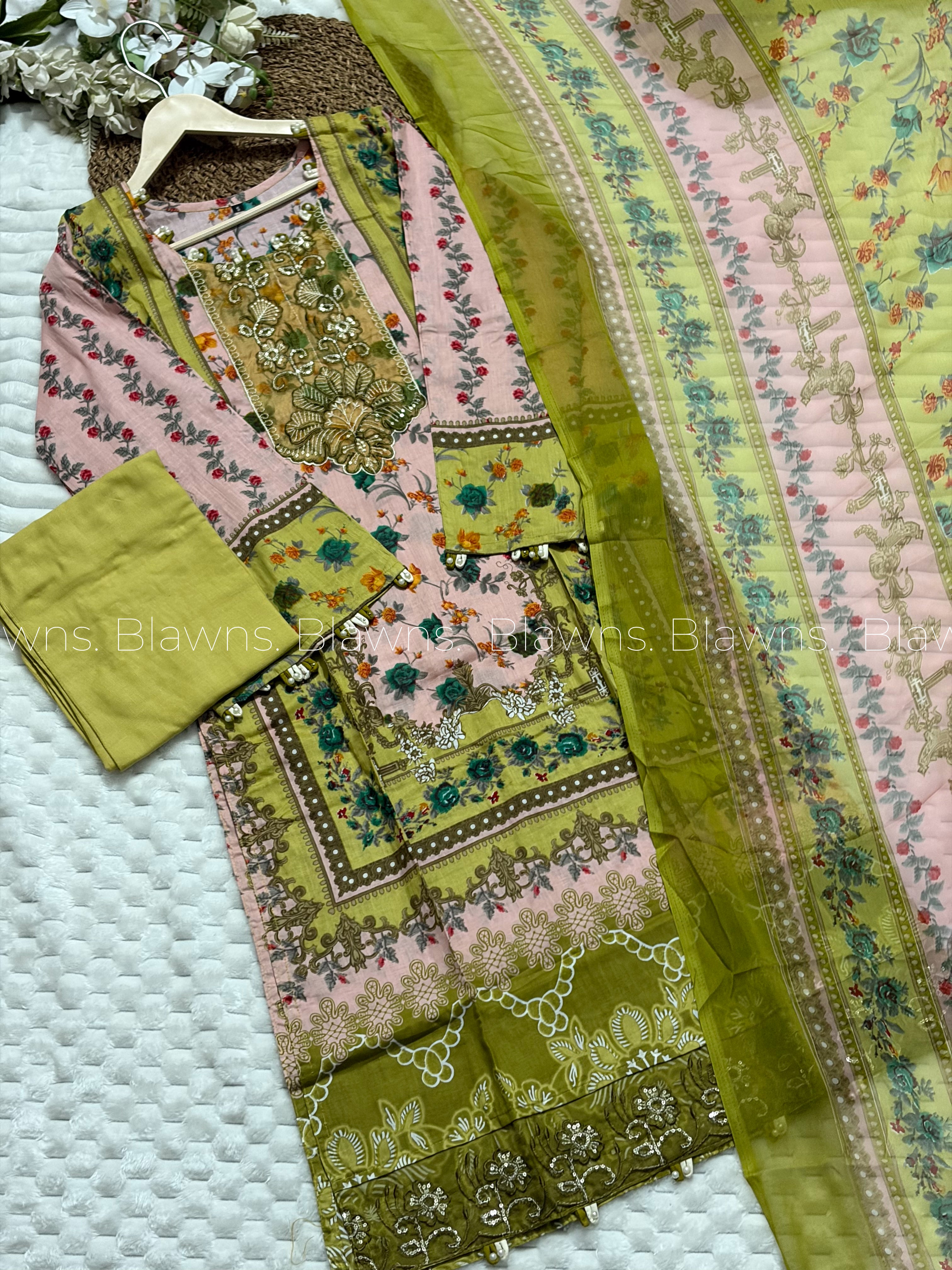Embroidered Pakistani stitched Lawn Suit with Chiffon Dupatta BLW-