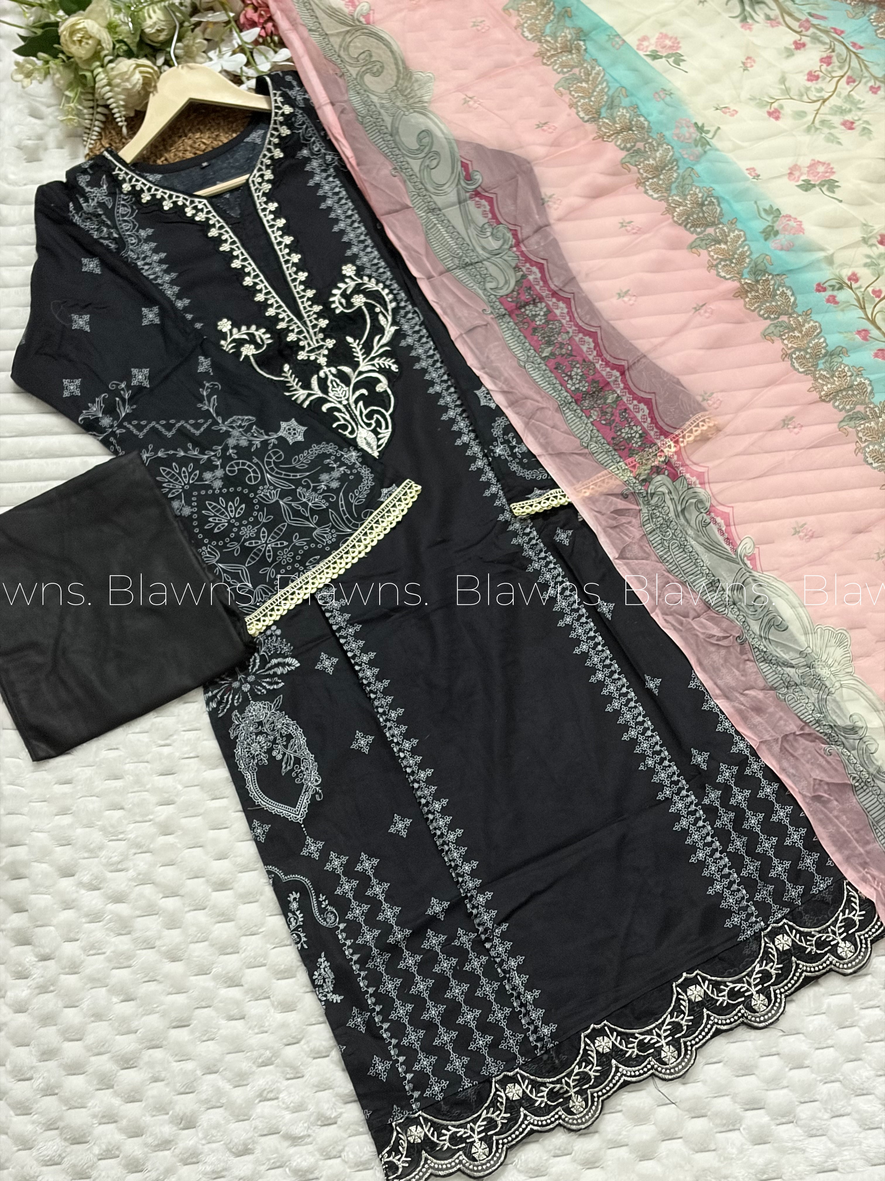 Embroidered Pakistani stitched Lawn Suit with Chiffon Dupatta BLW-1002