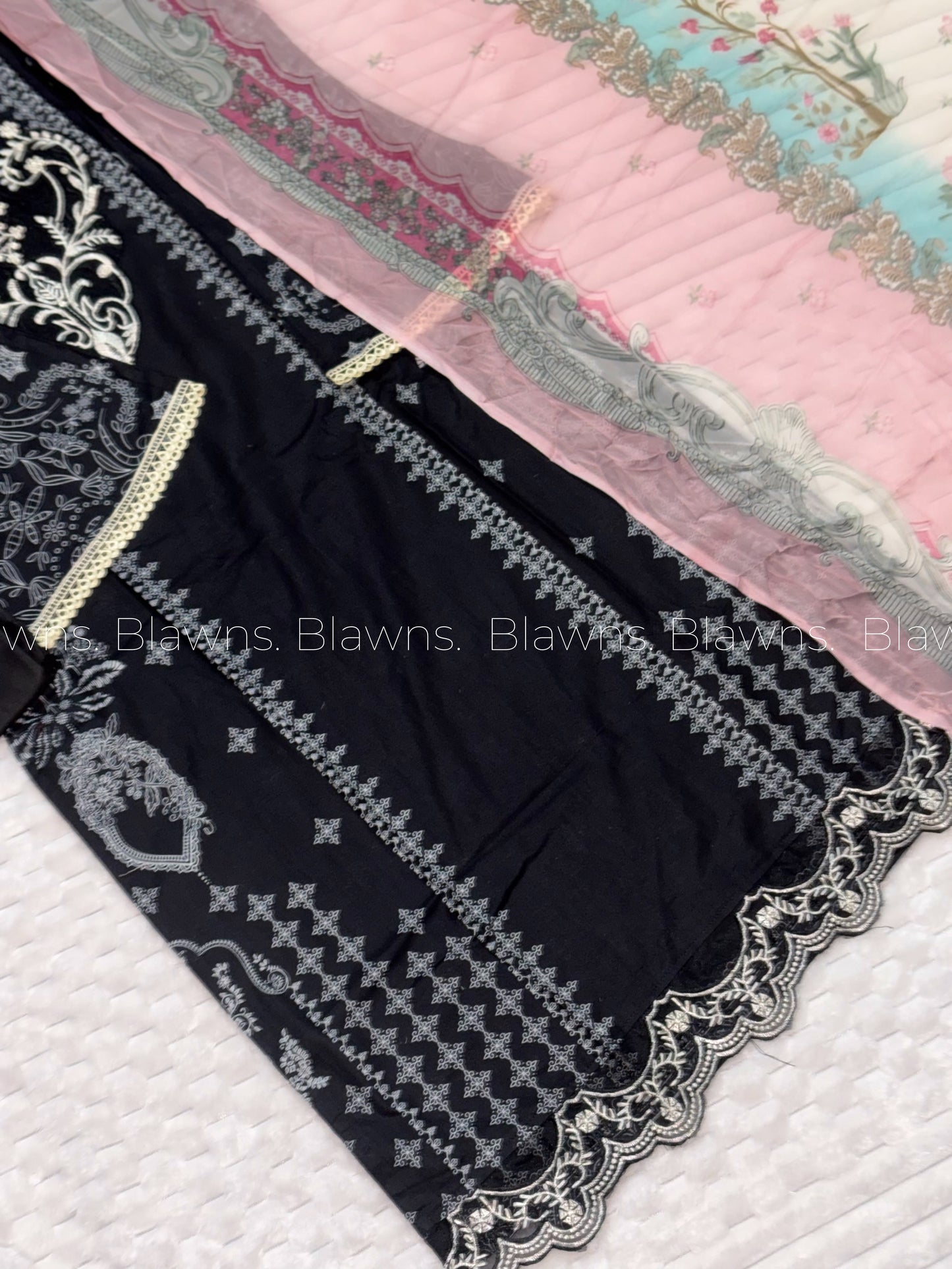 Embroidered Pakistani stitched Lawn Suit with Chiffon Dupatta BLW-1002
