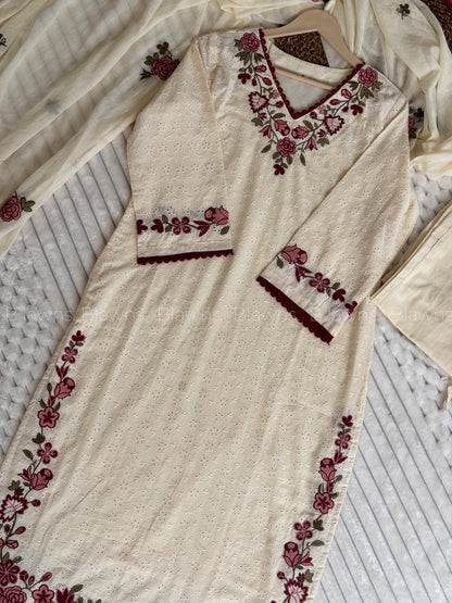 New embroidered 3 pc set
