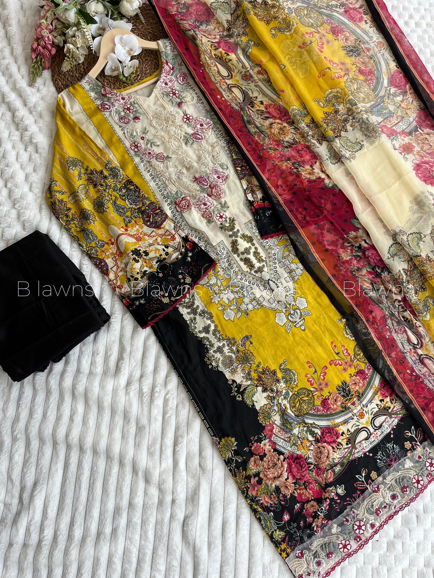 Embroidered Pakistani Unstitched Lawn Suit with Chiffon/Cotton Dupatta – BLW-123