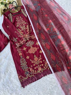 Pakistani suit BLW-1011, fabric close-up